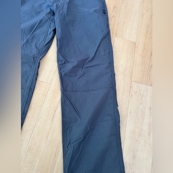 Oakley Atlantic Pants size 36 Regular Fit - Picture 5 of 15